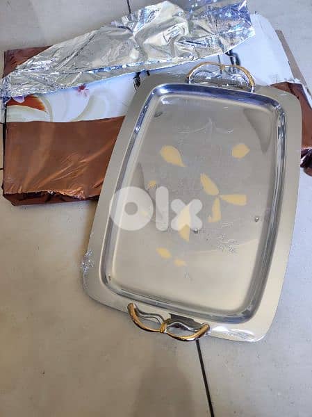 Serving tray 0