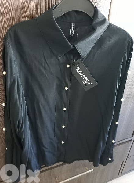 A Black Pearl Buttons Long Sleeves Shirt 0