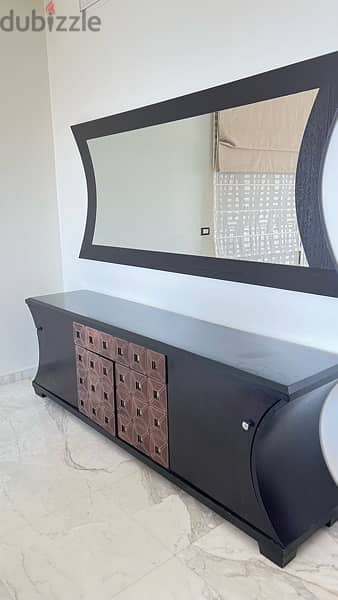 Dining table and sideboard 0