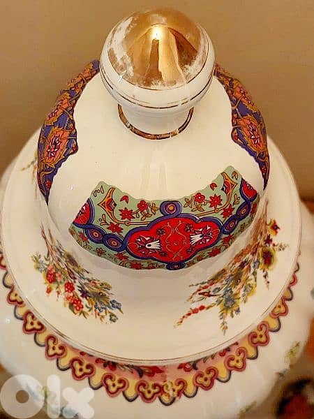 Vintage Porcelain Vase فاز قديم عريق 4