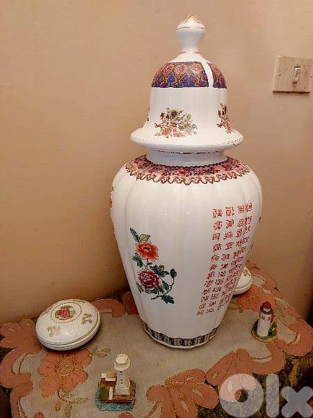 Vintage Porcelain Vase فاز قديم عريق 9