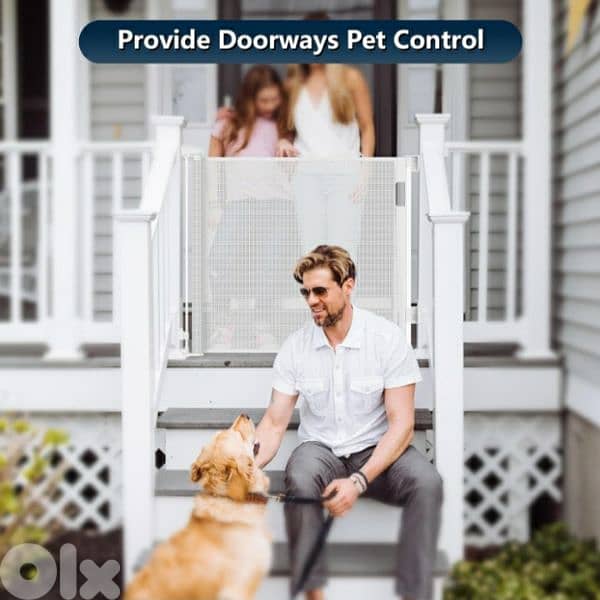 Retractable Baby Gates 150W x 85.6H centimetres /4$ delivery. 4