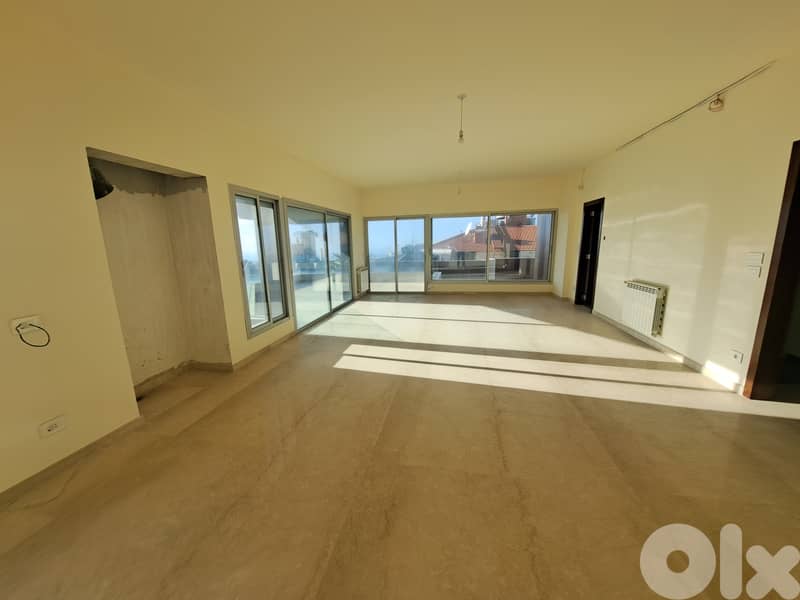 Elegant Living: 240m2 Mtayleb Apartment with 3 Bedrooms 0