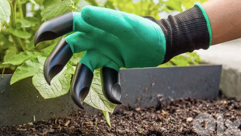 Garden Genie Gloves: Rubber Gardening Gloves for Raking  & Digging 1