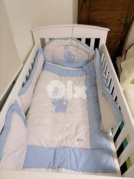 wooden bed Chloe + mattress +mosquito net and stand +gift 7