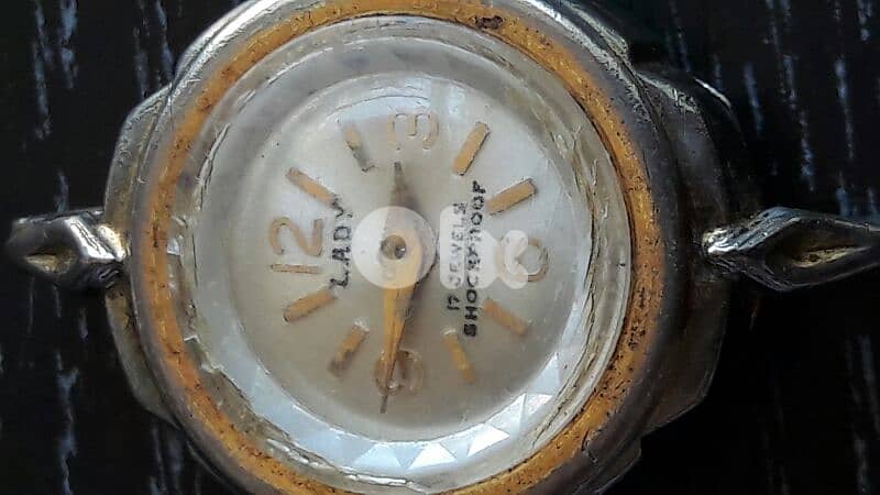 لتواصل 71895166 ساعه انتيك وشغاله تمام ب 50 دولار 3