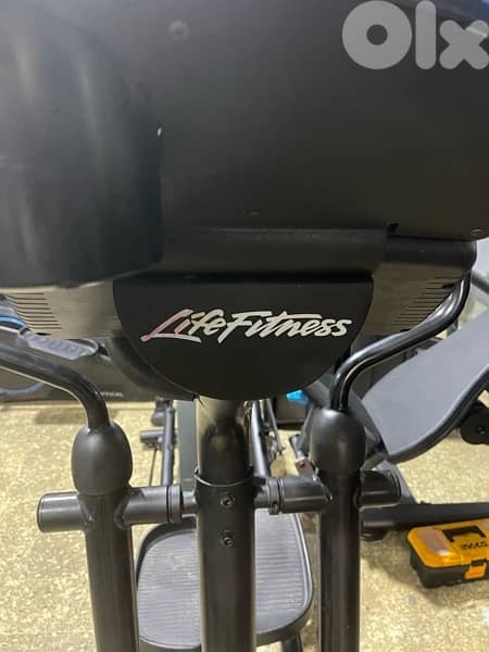 elliptical life fitness used heavy duty 6
