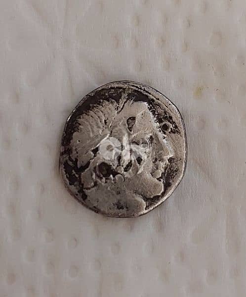 Ancient Head of Rome Silver Coin of the Roman Republic 509-27 BC 0