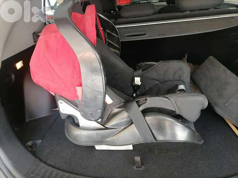 Graco travel system stroller +Junior car seat + 2 car seat bases +gift 7