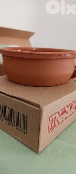 كاسات فخار وكبايات بلاستيك نوعية ممتازة 6