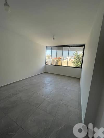 Office for rent in Mansourieh مكتب للايجار في المنصورية