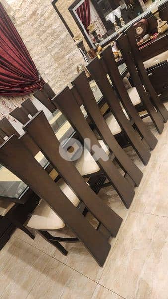 اوضة سفرة شغل توصاية كتير مرتبة ملبسة قشرة 4