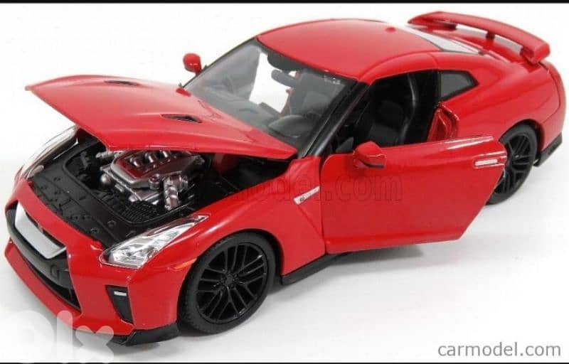 Nissan Skyline GT-R (2017) diecast car model 1:24 3