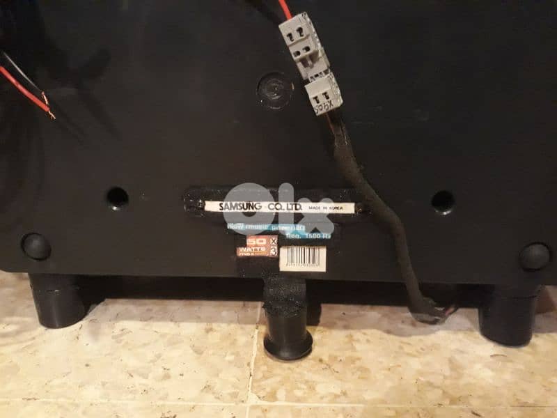 A rare vintage Samsung 2.1channels 150W 8ohms  still new made in Korea 5