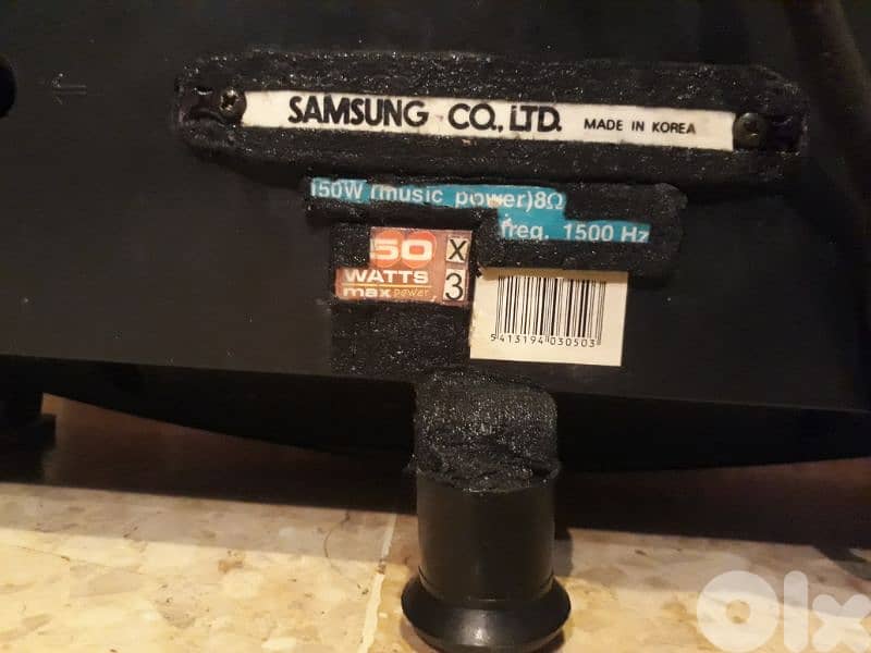 A rare vintage Samsung 2.1channels 150W 8ohms  still new made in Korea 12