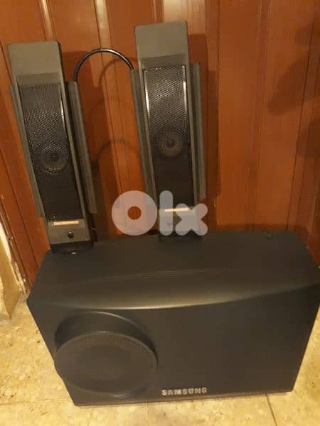 A rare vintage Samsung 2.1channels 150W 8ohms  still new made in Korea 0