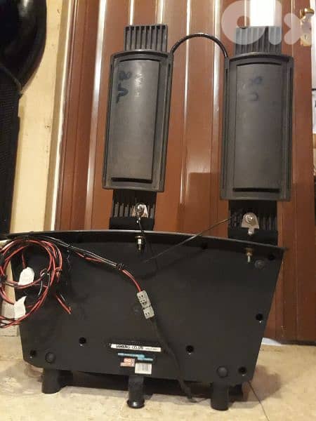 A rare vintage Samsung 2.1channels 150W 8ohms  still new made in Korea 13