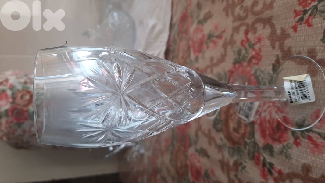 طقم كبايات كريستال روسي اصلي نقي منقوش 150ml عدد 6 0