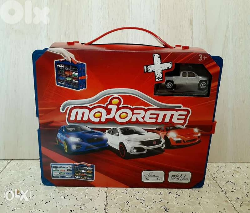 Majorette Carry Case. 1