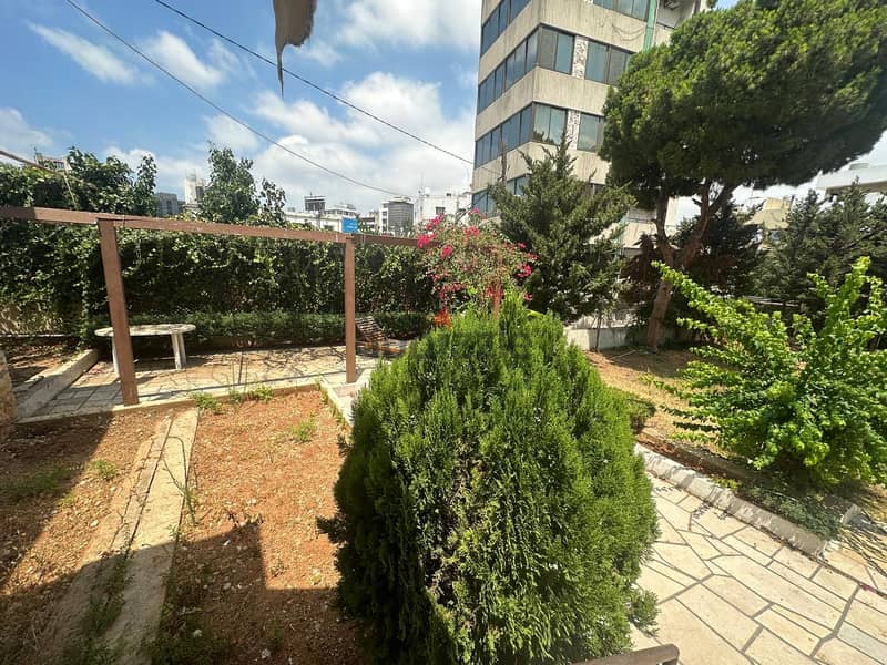 Land & detached house for sale in sin el fil ارض وبيت مستقل للبيع في س 4