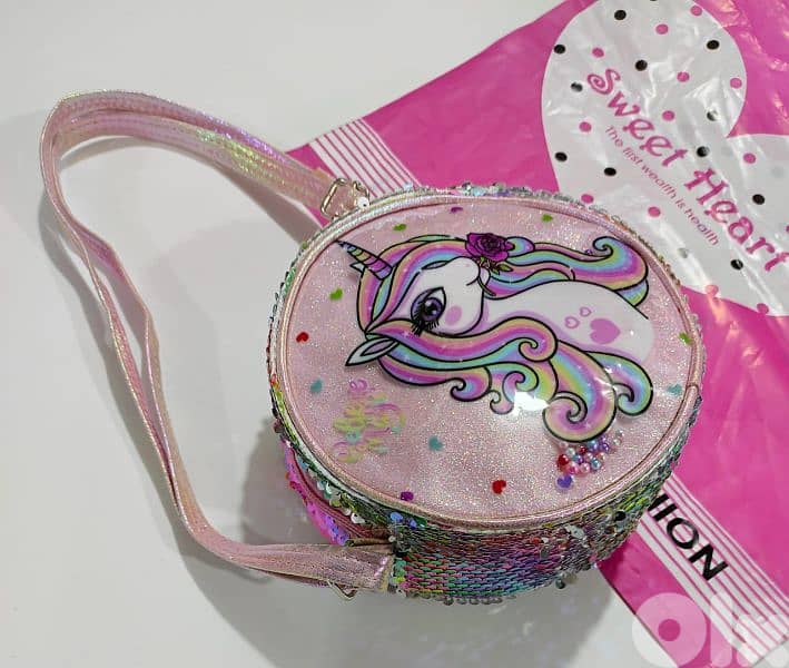 شنطة صغيرة الوان و رسمات متعددة 2