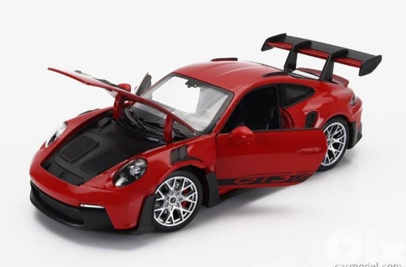 Porsche 911(992) GT3 RS 2023 diecast car model 1:24. 3