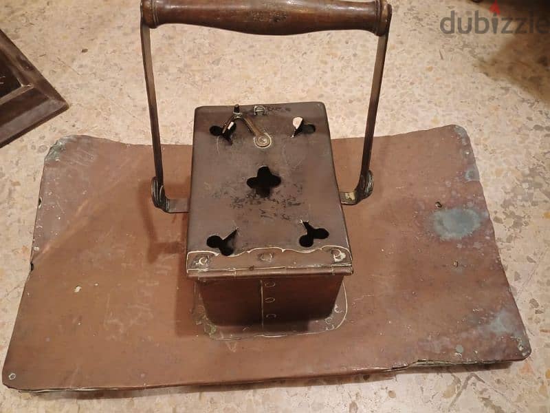 مدفأة عربة خيل قديمة عالفحم لتدفئة القدمين 0