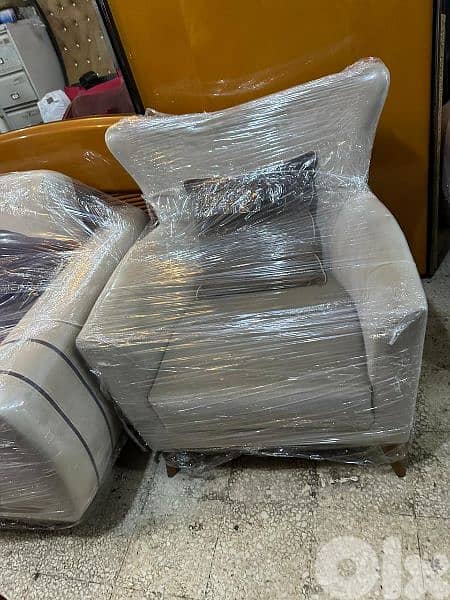 طقم كنبايات تركي بفتح صندوق وتخت ثلاث قطع 2