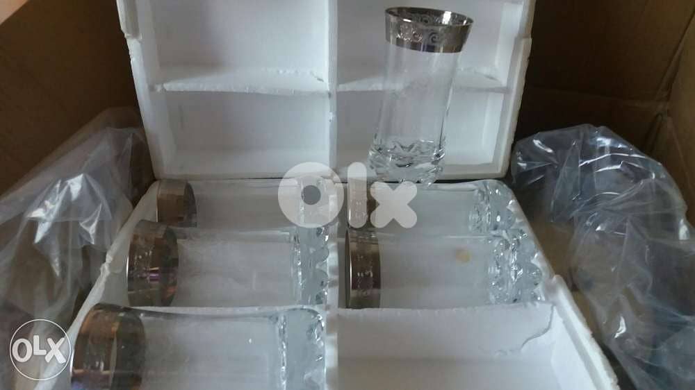 Verres en cristal avec contour en argent 1