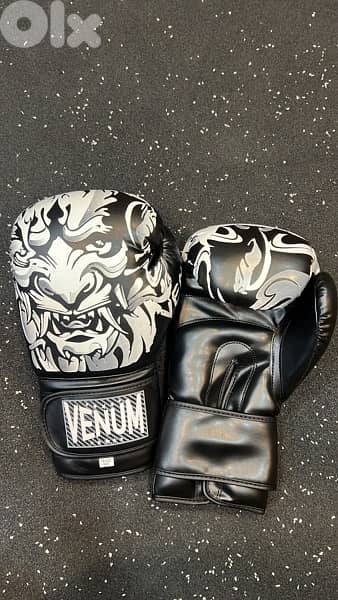 boxing gloves 4