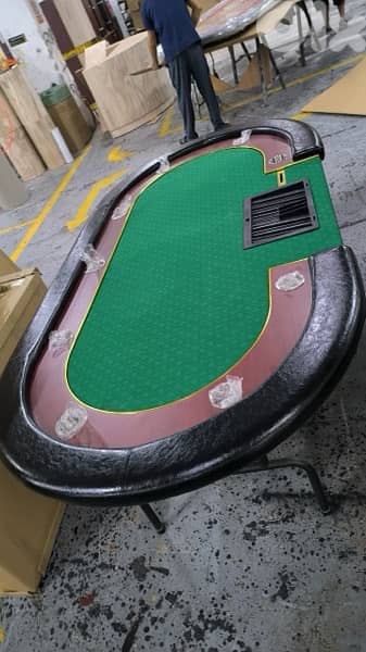 poker table 0