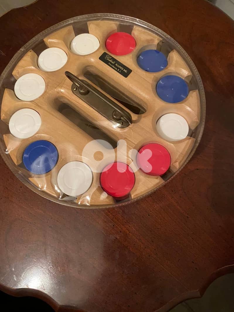 Set of Poker chips (300)  + Deck of Playing cards 0