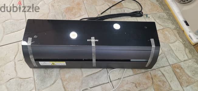 hyundai 12000 btu black