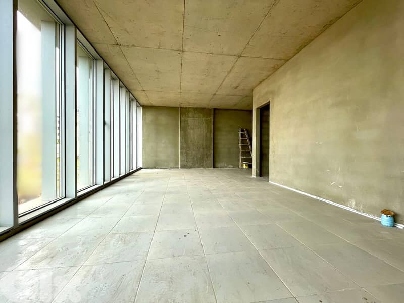 JH24-3581 Office 225m for rent in Sin l Fil, $ 2,650 cash 0