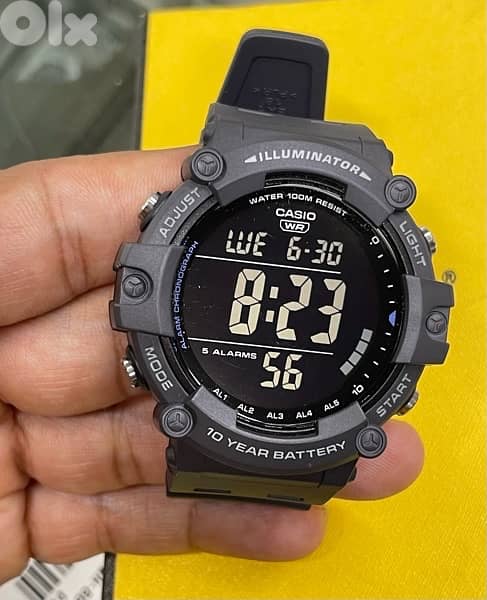 للبيع ساعة كاسيو الأصلي 0