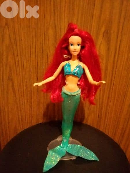 ARIEL THE LITTLE MERMAID Disney doll, articulated hands Bend legs=26$ 0