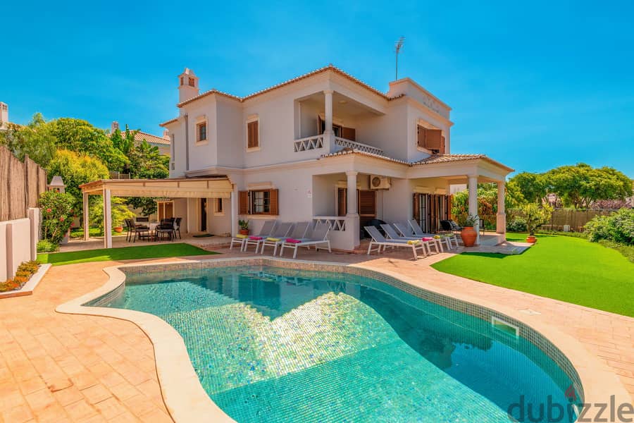Luxurious Villa For sale in Monte Verde HOT DEAL فيلا فاخرة للبيع 0