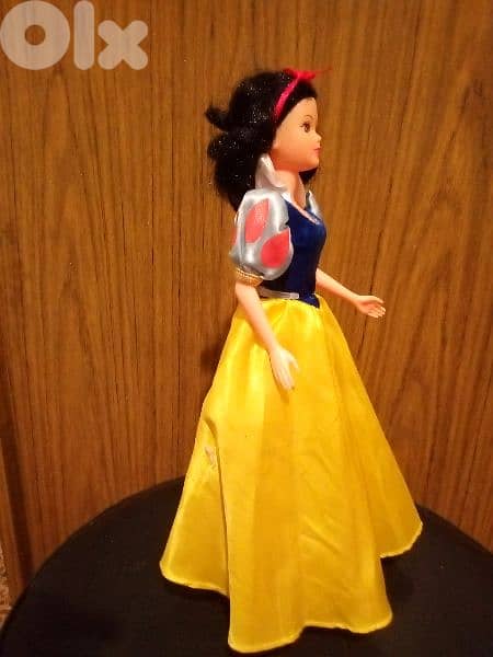 Princess SNOW WHITE Disney original dressed Great doll, bend legs+=25$ 5