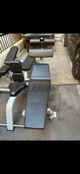 like new heavy duty adjustable  abdominal bench 71547836 3