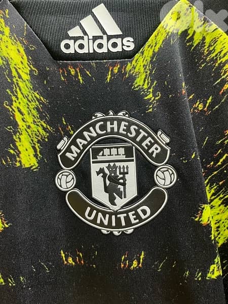 Manchester United chevrolet EA SPORT special Edition Adidas kit 1