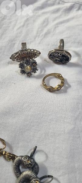 23 pieces of Faux bijou bargain price  60 5