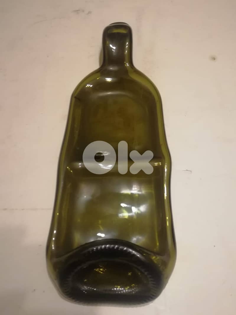 Decorative squeezed glass bottle ashtray 1