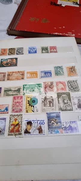 2 big albums are very old stamps  from around the worldgood collection 10