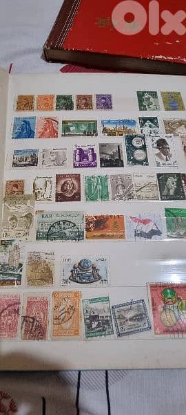 2 big albums are very old stamps  from around the worldgood collection 13