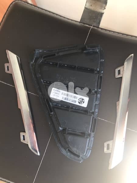 Toyota rav4 2017 foglight cover 1
