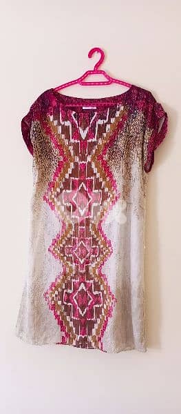 فساتين و بلوز قياسات مختلفة ماركات 10