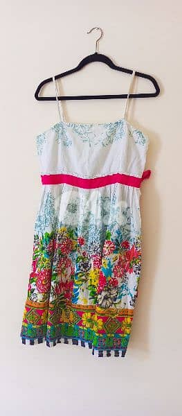 فساتين و بلوز قياسات مختلفة ماركات 15