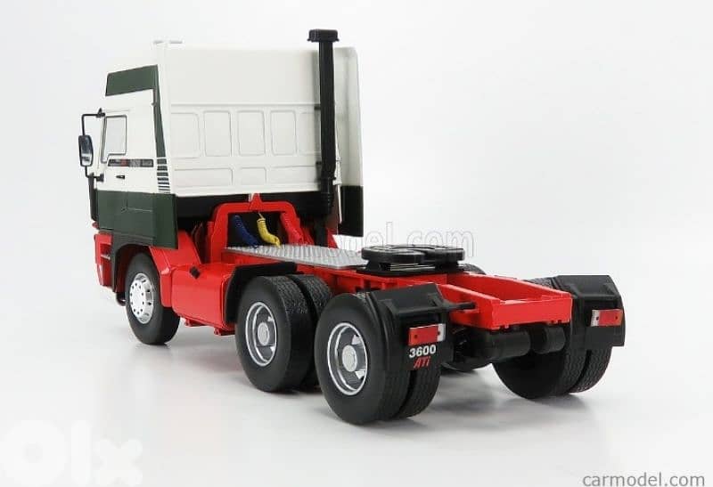DAF 3600 SpaceCab 1986 Truck diecast car model 1;18 2