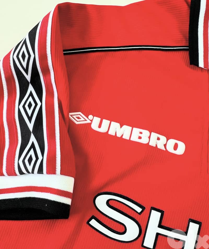 Manchester United 1999 Home Umbro shirt 3