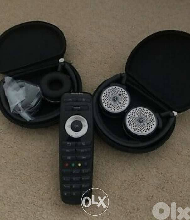 Dual Bluetooth Headphones, (Mercedes) 4